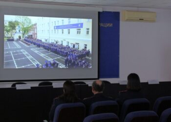 Просмотр фильма о Ростовском филиале Академии